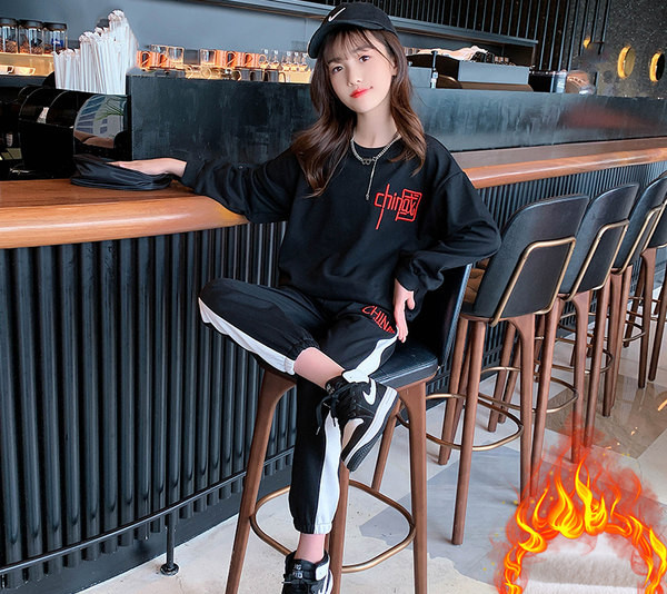 Παιδικό καθημερινό σετ δύο σε κόκκινο και μαύρο χρώμα