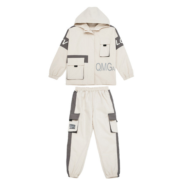 Ανοιξιάτικο-φθινοπωρινό σετ για κορίτσια σε δύο μέρη - cargo παντελόνι και ένα λεπτό σακάκι