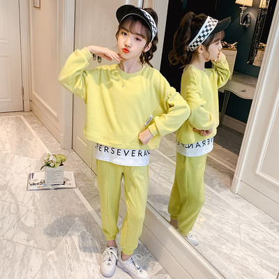 Παιδικό αθλητικό σετ για κορίτσια - δύο μοντέλα