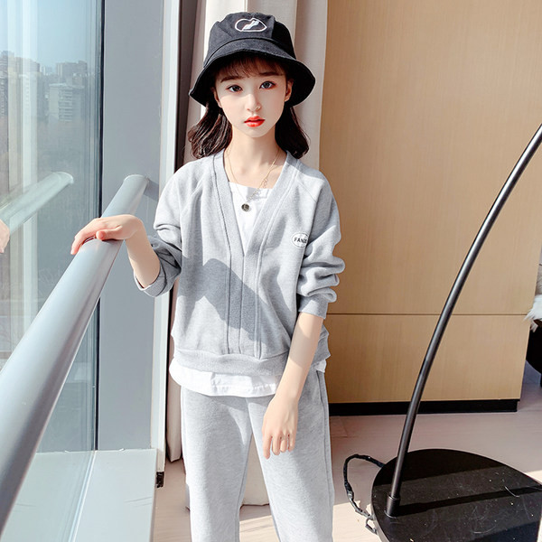 Παιδικό αθλητικό σετ για κορίτσια - δύο μοντέλα