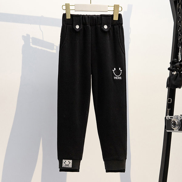 Set modern pentru fete, sport de zi cu zi în două părți