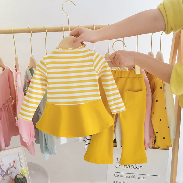 Παιδικό σετ δύο από δύο μέρη με ριγέ μπλούζα