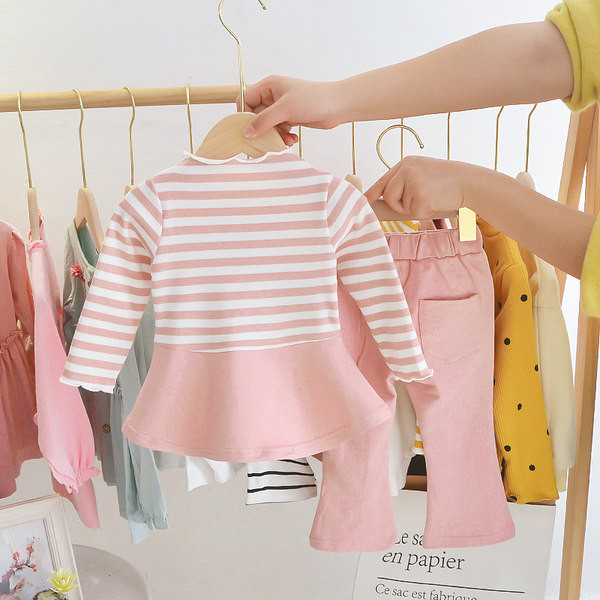 Παιδικό σετ δύο από δύο μέρη με ριγέ μπλούζα