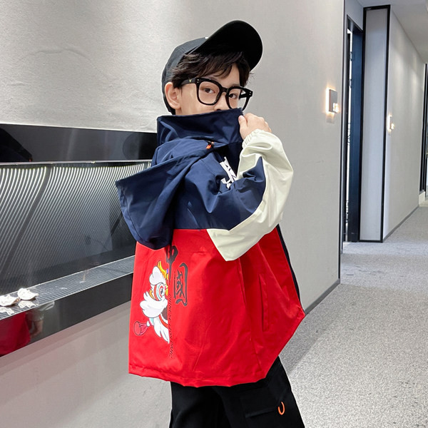 Νέο μοντέλο παιδικό φθινοπωρινό μπουφάν με κουκούλα για αγόρια