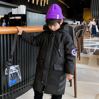 Παιδικό μακρύ μπουφάν με τσέπες και κουκούλα