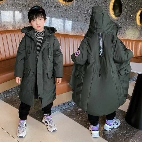 Παιδικό μακρύ μπουφάν με τσέπες και κουκούλα