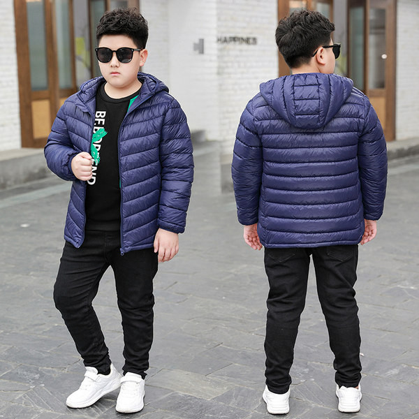 Παιδικό μπουφάν για αγόρια με κουκούλα και φερμουάρ