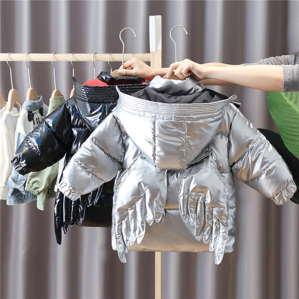 Παιδικό σύγχρονο μπουφάν με κουκούλα και 3D στοιχεία για αγόρια