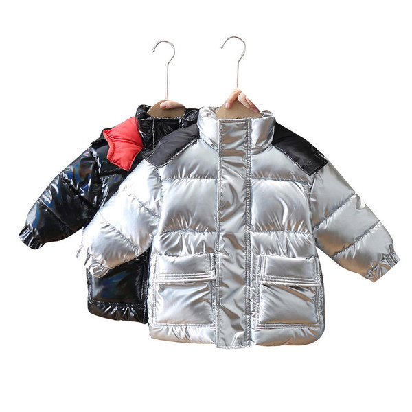 Παιδικό σύγχρονο μπουφάν με κουκούλα και 3D στοιχεία για αγόρια