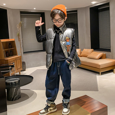 Καθημερινό παιδικό γιλέκο με κέντημα - για αγόρια