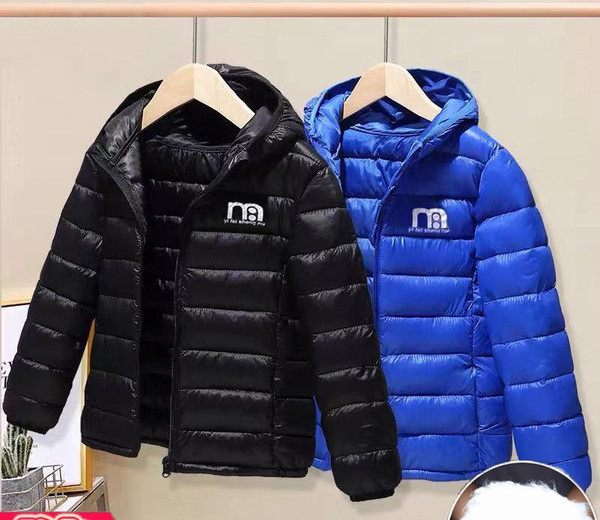 Ελαφρύ μπουφάν για αγόρια με κουκούλα - μεγάλο μέγεθος