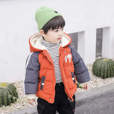 Παιδικό χειμωνιάτικο μπουφάν για αγόρια από κοτλέ με κουκούλα