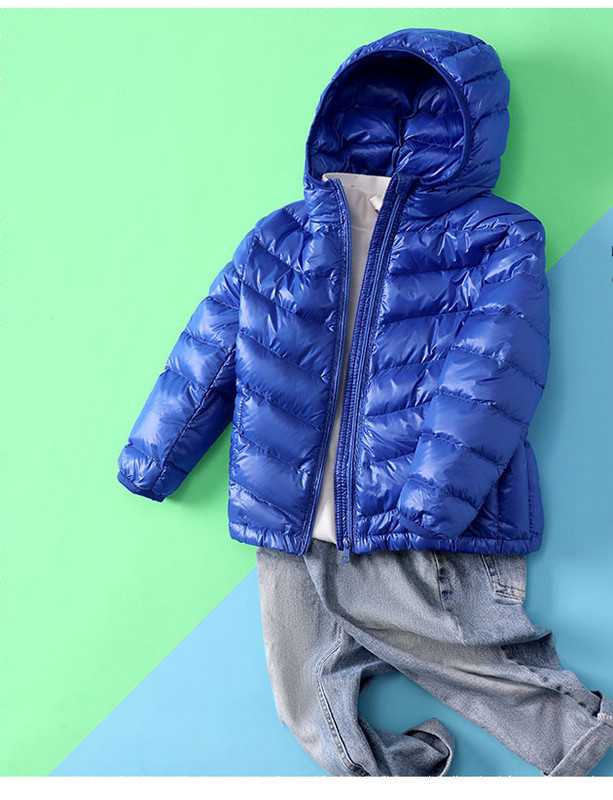 Нов модел детско яке с качулка в няколко цвята за момчета