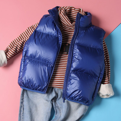 Детски ежедневен елек с цип и висока яка