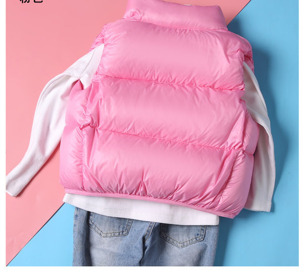 Детски ежедневен елек с цип и висока яка 