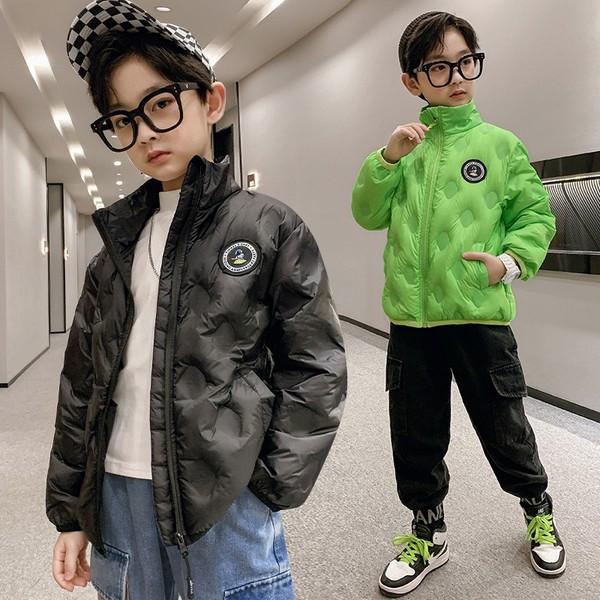 Детско яке с емблема за момчета