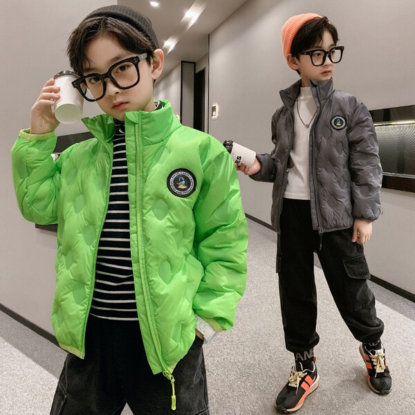 Детско яке с емблема за момчета