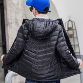 Олекотено детско яке с качулка и цип