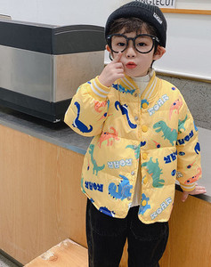 Детско яке за момчета с цветна апликация 