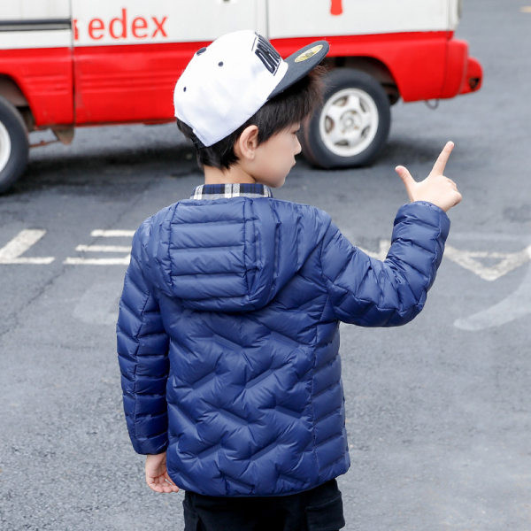 Олекотено есенно-зимно яке за момче с качулка