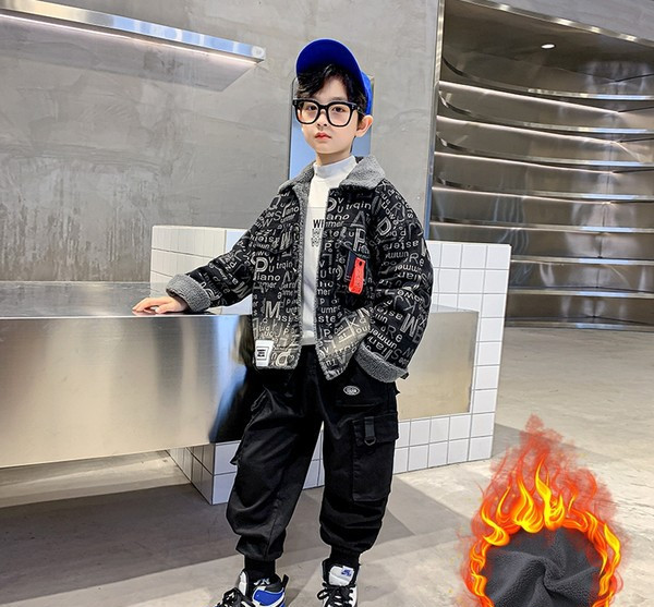 Модерно дънково яке за момчета с мека подплата