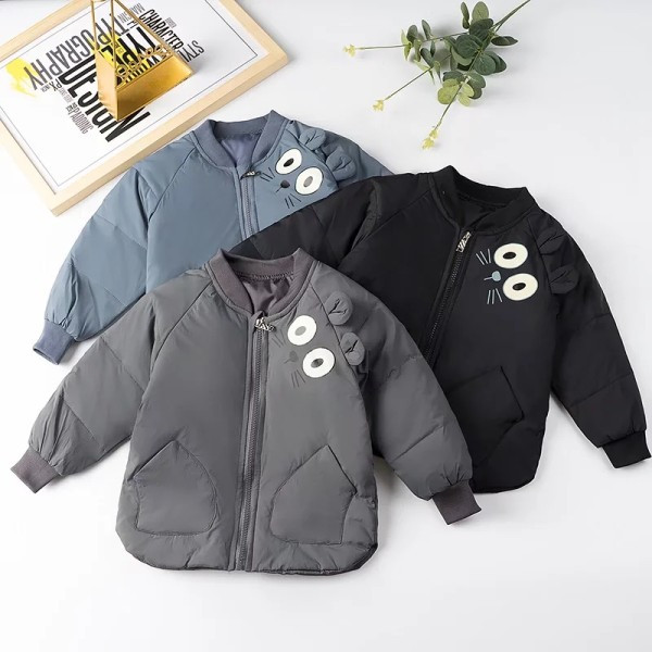 Ежедневно яке с цип и апликация-за момчета