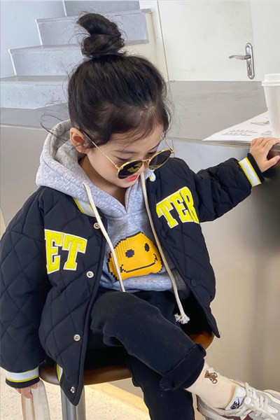 Winter girls padded jacket 2021 new girl foreign style jacket baby thick padded jacket warm children`s jacket padded jacket