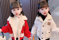 Детско ватирано яке за момичета с надпис и закопчаване с копчета