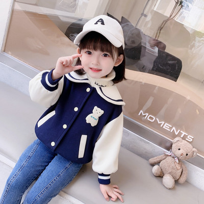 Пролетно-есенно яке за момичета с копчета и апликация мече