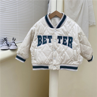 Ежедневно яке за момичета с бродиран надпис и копчета 