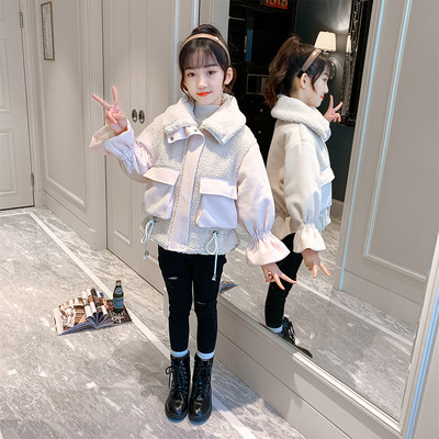 Детско модерно яке с джобове в бял и лилав цвят 