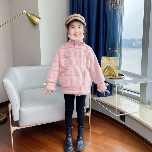 Нов модел детско пухено яке с цип в розов и бял цвят