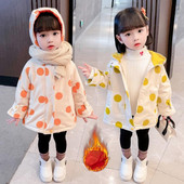 Детско яке за момичета с топла подплата - на точки