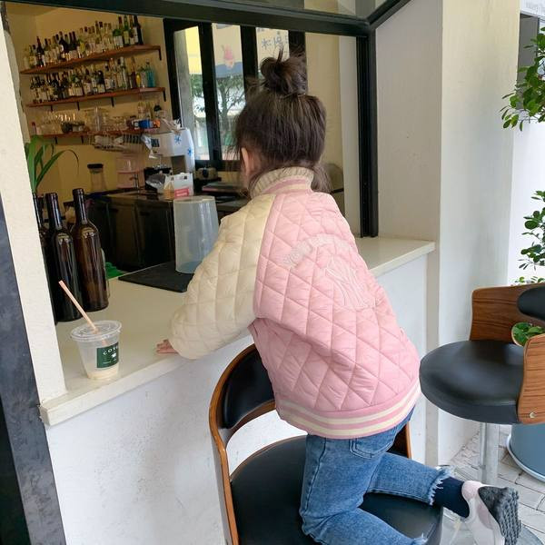 Ежедневно детско яке изчистен модел с цип за момичета