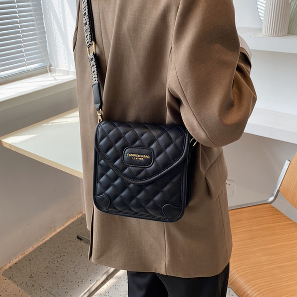 Ležerna torba od eko kože sa natpisom za žene