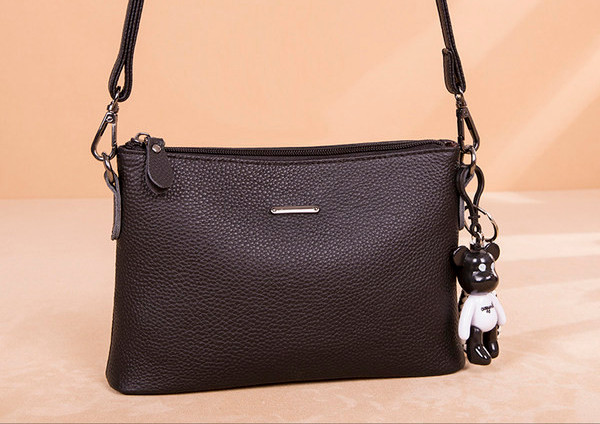 Svakodnevna mala torbica od eko kože sa dugom ručkom - više boja