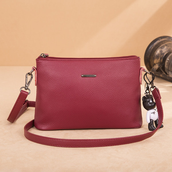 Svakodnevna mala torbica od eko kože sa dugom ručkom - više boja