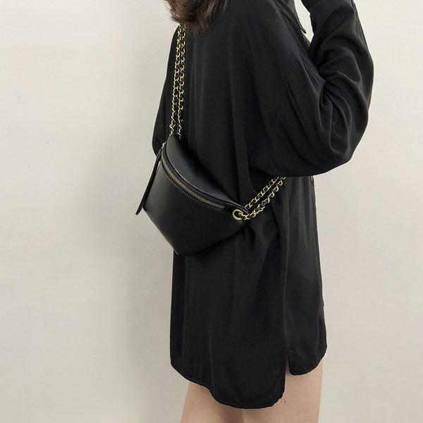 Ženska kožna torba s dugom ručkom