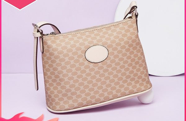 Moderna ženska torba u obliku torbe