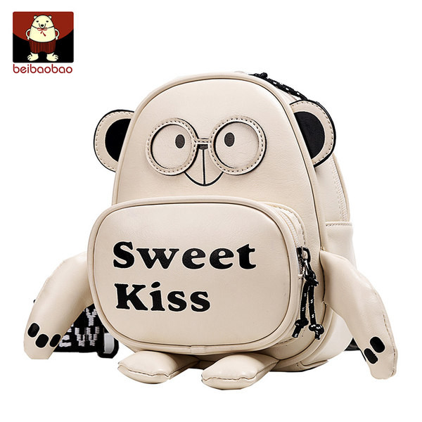 Novi model ženskog kožnog ruksaka sa 3D elementom