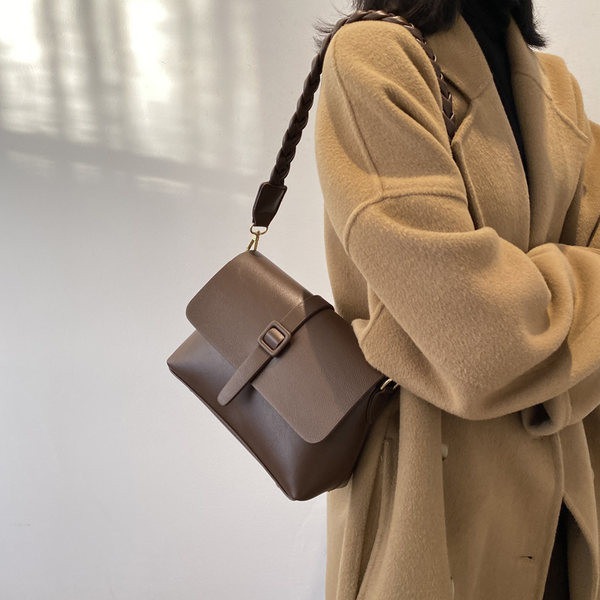 Moderna ženska torba od eko kože sa dvije ručke