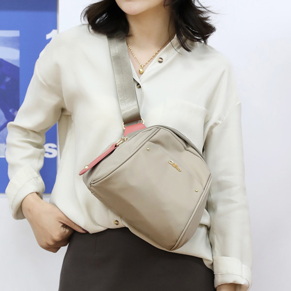 Ежедневена чанта с дълга дръжка 