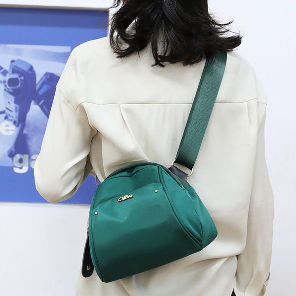 Ежедневена чанта с дълга дръжка 