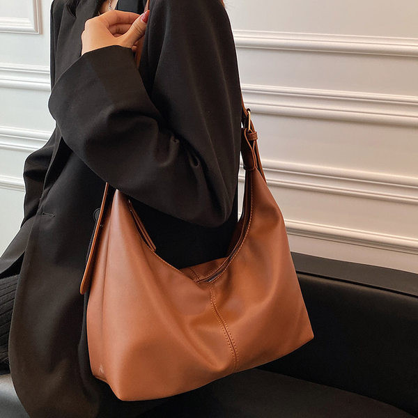 Дамска чанта от еко кожа тип торба няколко цвята 