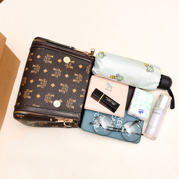 Актуална чанта с дълга и къса дръжка