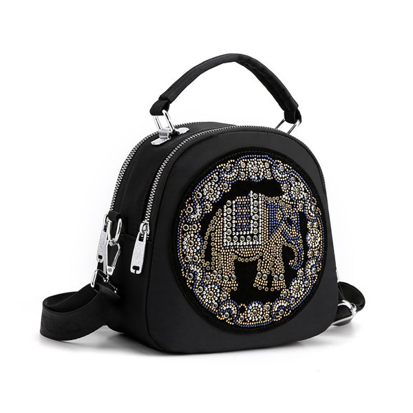 Mala torbica sa kamenčićima - crna boja