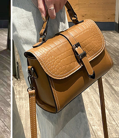 Moderna kožna torba s kratkim i dugim ručkama - za žene