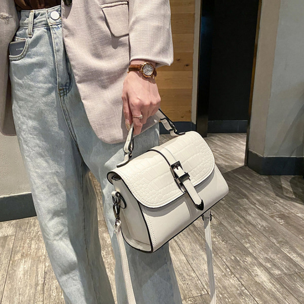 Moderna kožna torba s kratkim i dugim ručkama - za žene