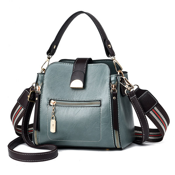 Модерна дамска чанта от еко кожа с преден цип 