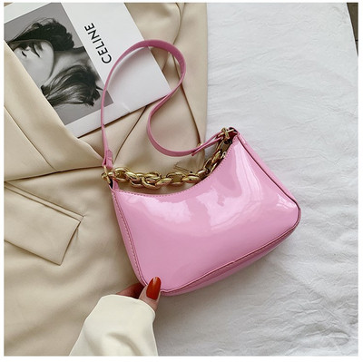 Γυναικεία μοντέρνα τσάντα με μεταλλικό χερούλι - πολλά χρώματα